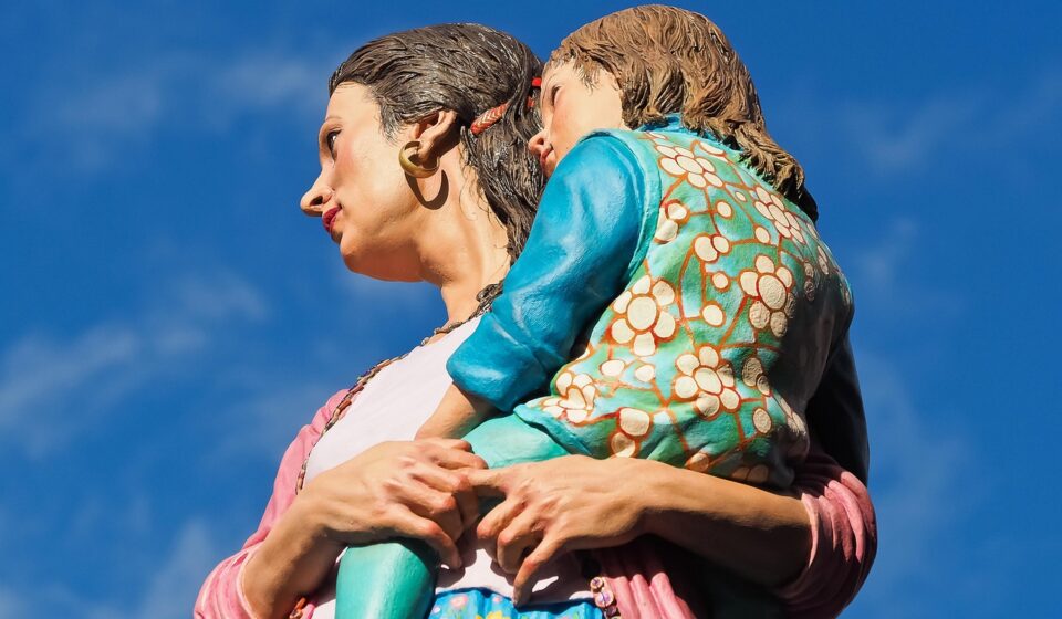 woman, child, sculpture, statue, figures, mother, art, urban, artists, art installation, mother, mother, mother, mother, mother
