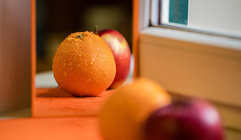 mirrors, orange, reflection, apple, still life, installation, fruit, still life, still life, still life, still life, still life, fruit, fruit, fruit