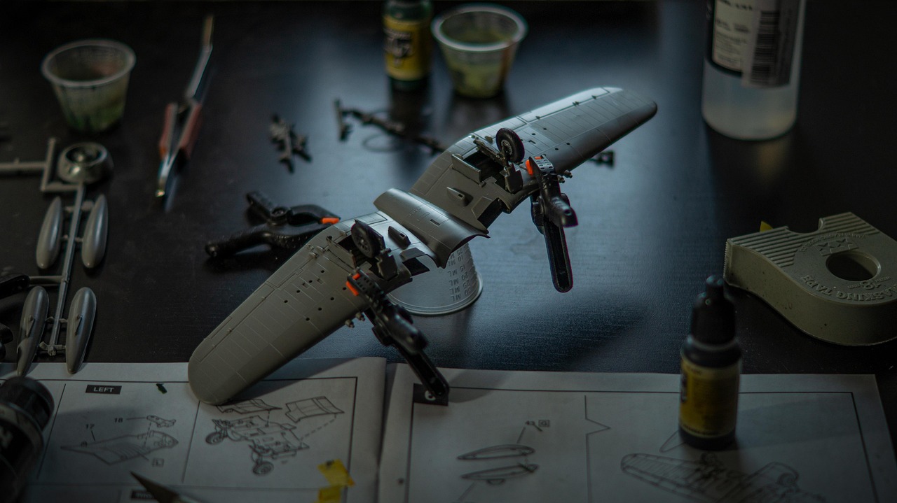 plane, modelling, miniature, hobby, handcraft, plastic, kit, chassis, instructions