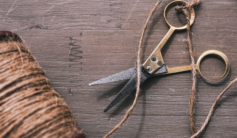 line, hemp cord, tie, scissors, retro, to cut, coil, craft, tool, vintage, textile, decorative, texture, material, lace, brown, rau, wood, surface, cord, scissors, scissors, scissors, scissors, scissors, vintage, lace