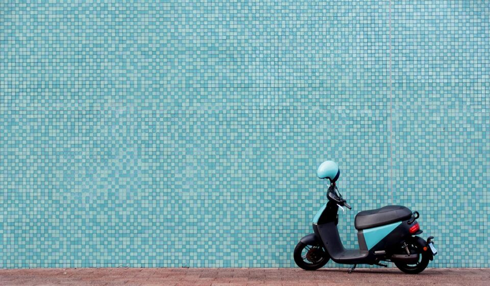 wall, moped, scooter, free background, free wallpaper, motorcycle, mac wallpaper, background, 4k wallpaper 1920x1080, wallpaper hd, windows wallpaper, hd wallpaper, desktop backgrounds, laptop wallpaper, beautiful wallpaper, full hd wallpaper, motorbike, street, cool backgrounds, 4k wallpaper, wallpaper 4k, outdoors